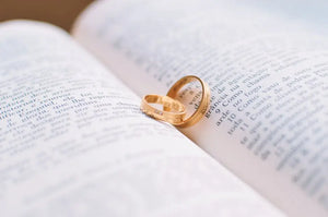 10 Unique Wedding Ring Sets That Speak to Your Style