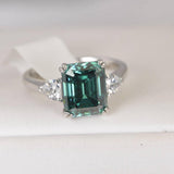 4.0 ct Emerald Green Cut Moissanite Ring 925 Size 6 only