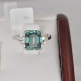 4.0 ct Emerald Green Cut Moissanite Ring 925 Size 6 only